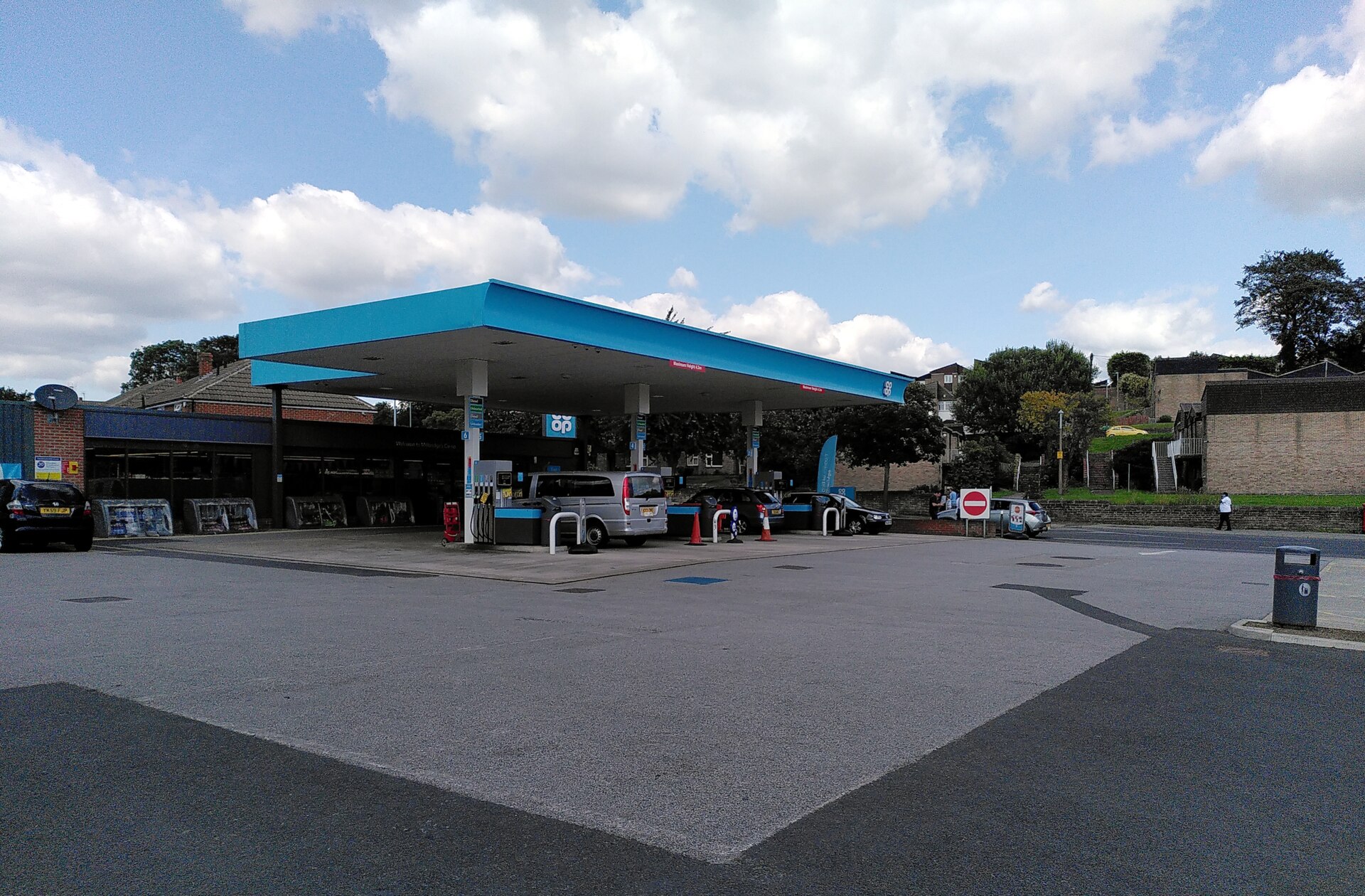 Convenience store inside a petrol station (kiosk spend)